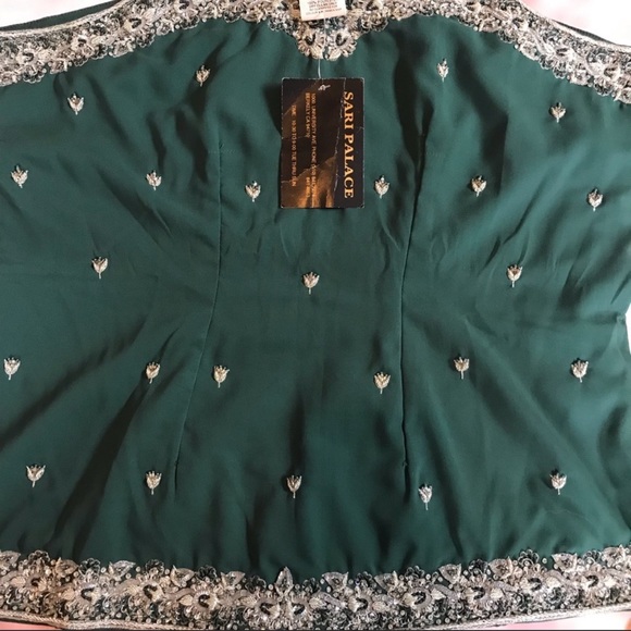 Sari palace 3 peaces skirt and top and scarf - Picture 4 of 8